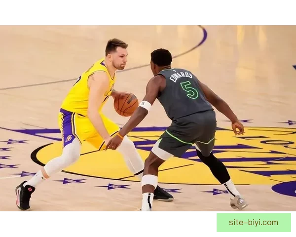 华子复出命中率低似卧底森林狼有意稳住第六东契奇腿筋伤势影响深远