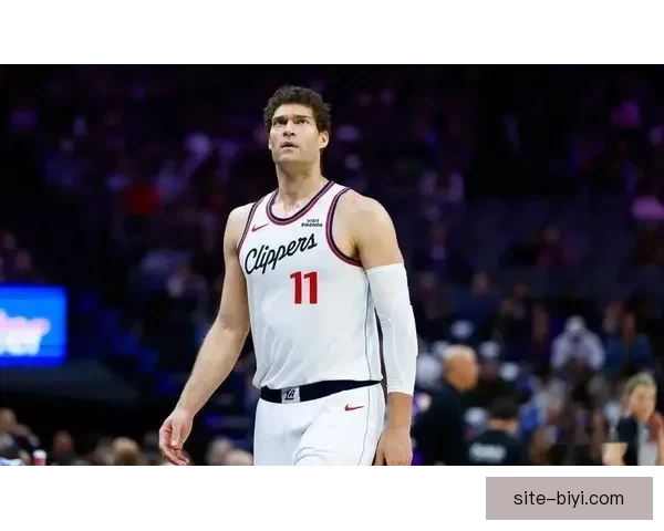 加兰谈加时赛策略全力助攻小卡创造最佳得分机会